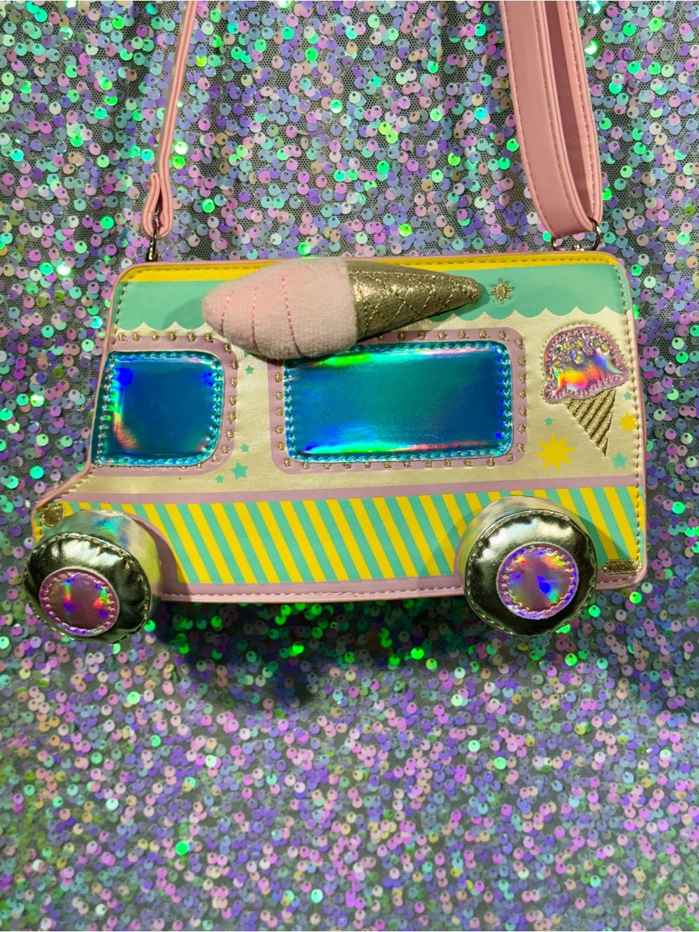 NWT Bewaltz Whimsical Holographic Ice Cream Truck Novelty Crossbody Purse